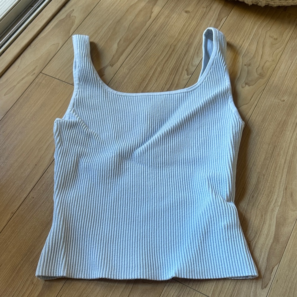 Aritzia Babaton Sculpt Knit Cropped Tank in Light Blue